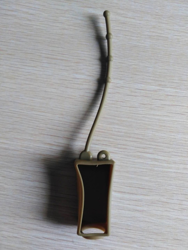 Schwarzer Silikon-Flaschen-Halter der Farbe29ml mit pp.-Flasche für Handdesinfizierer